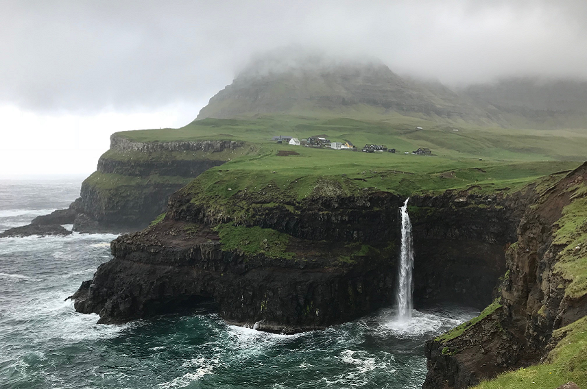 Faroe Islands helicopter view.png