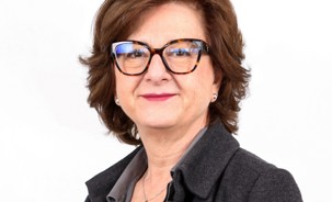 Marie Owens Thomsen - Close.jpg