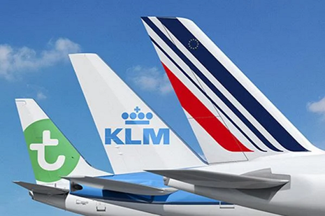 Transavia - KLM - Air France aircraft tails.png