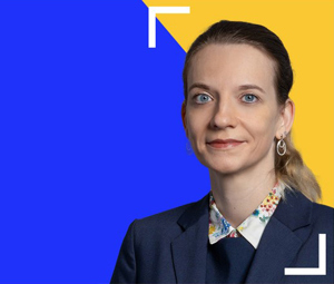 After her Diploma in Advanced Studies in Aviation Management, Sabrina got a promotion and new opportunities.   After her Diploma in Advanced Studies in Aviation Management, Sabrina got a promotion and new opportunities.