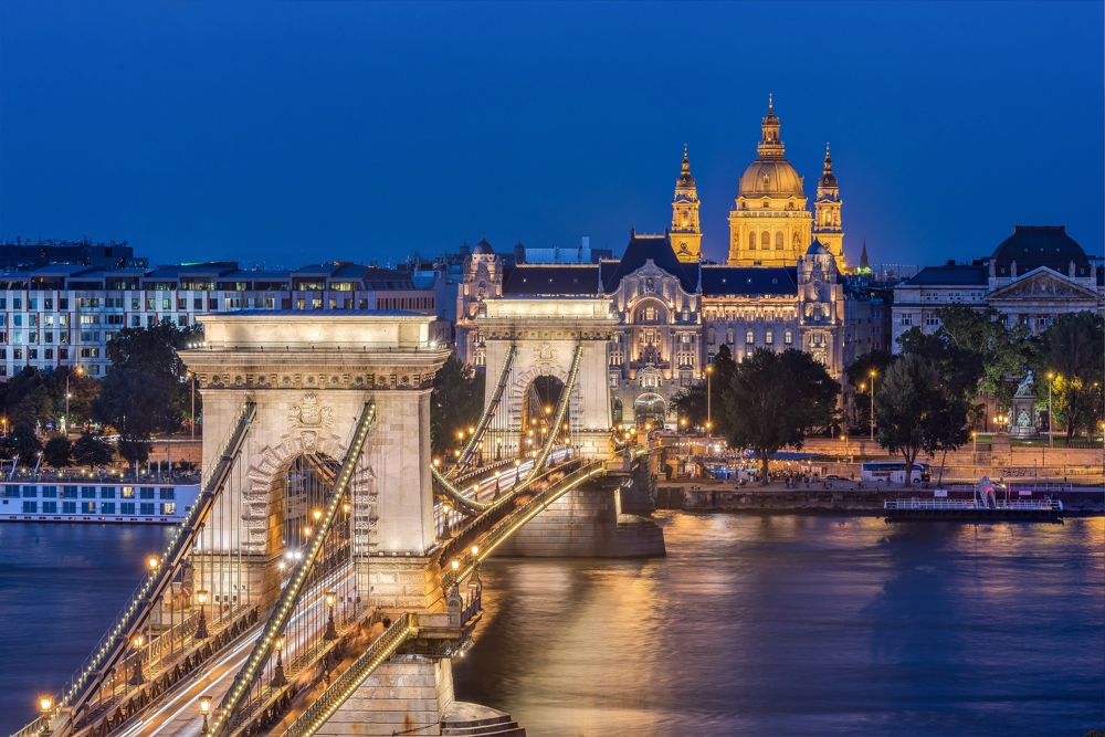 GettyImages-544040400 - Hungary (2).jpg