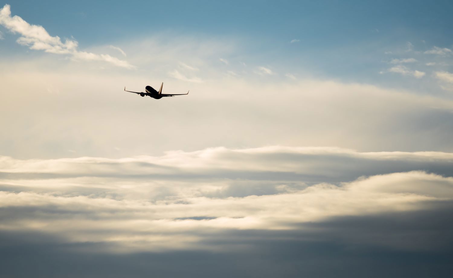 Aircraft blue sky.jpg