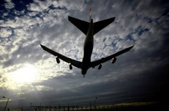 Aircraft low over runway